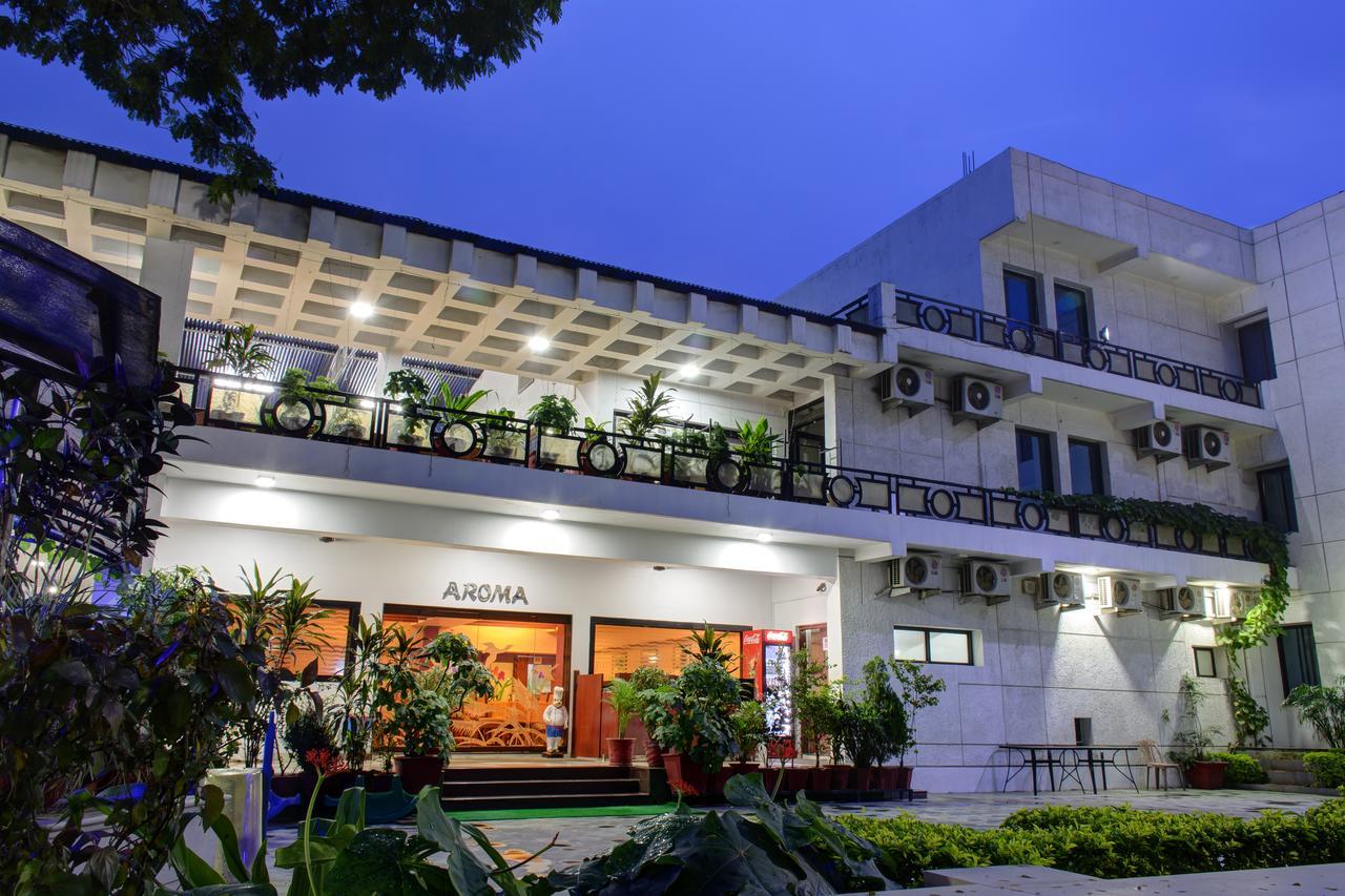 Blue Diamond The Hotel Korba Экстерьер фото